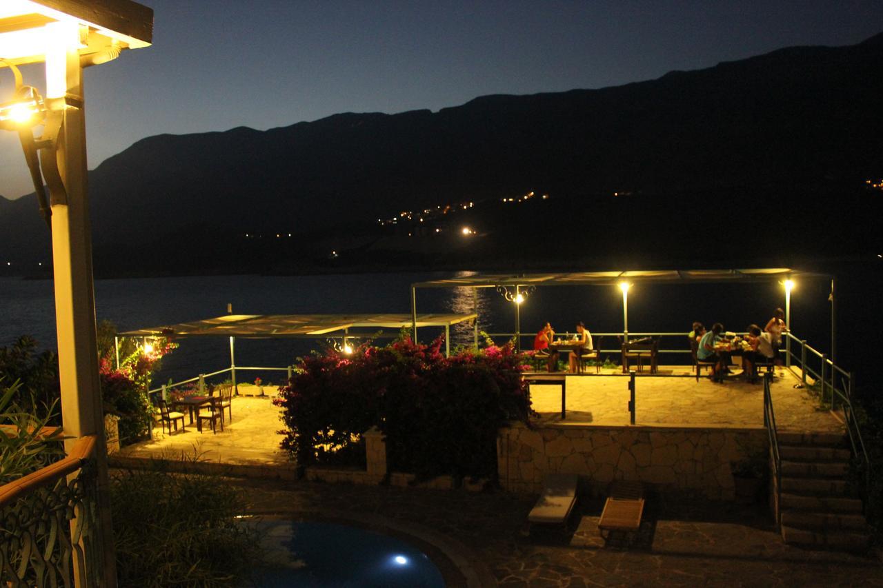 Korsanada Hotel Каш Екстериор снимка