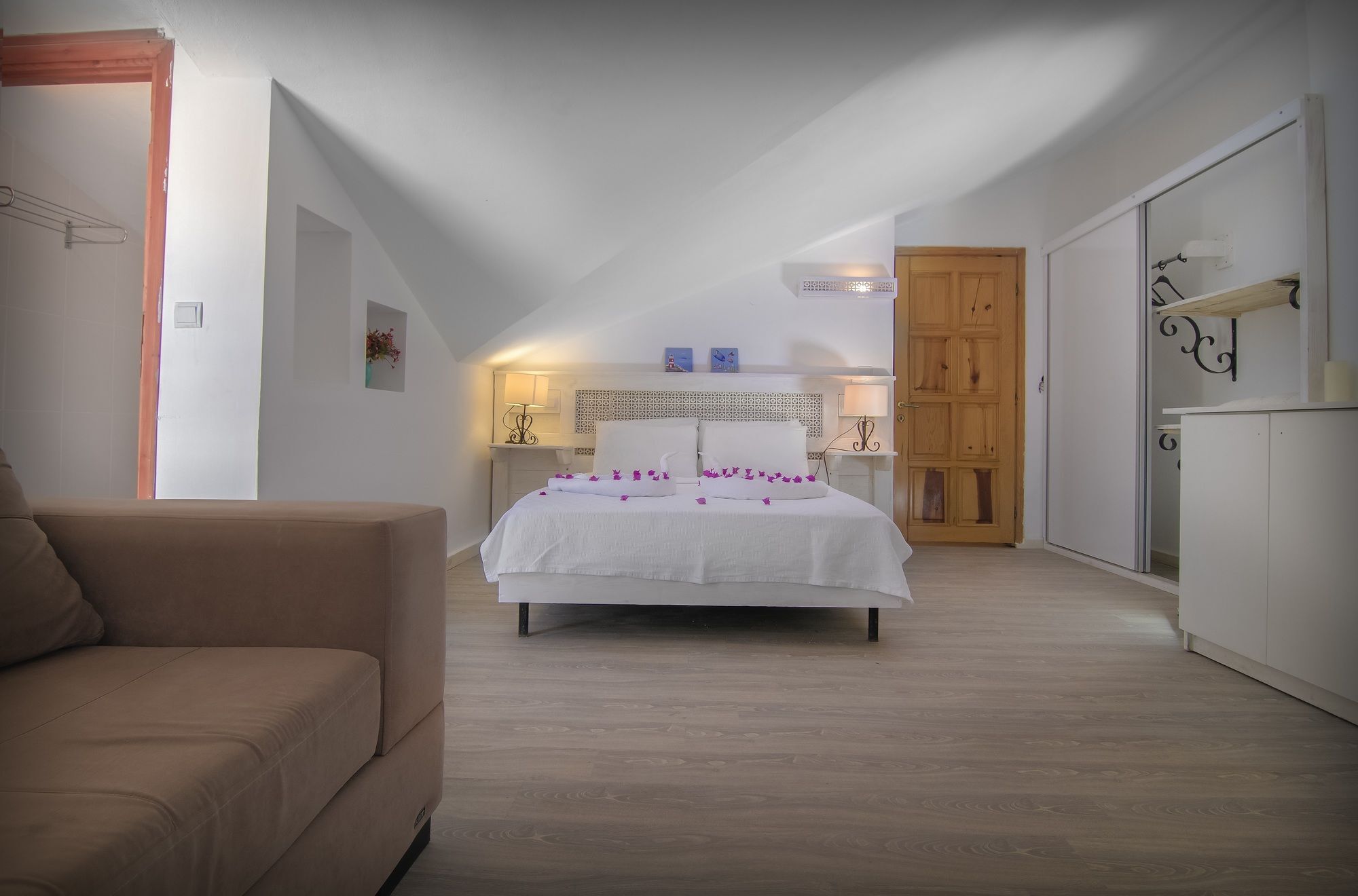 Korsanada Hotel Каш Екстериор снимка
